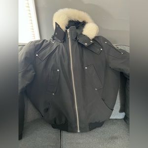 Moose Knuckles coat,  Bought for 1,000 asking $500 will make offers!MESSAGE 1ST!